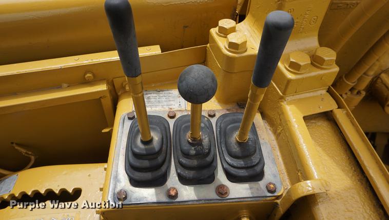 image for item DD7723 1977 Caterpillar 627B conventional scraper