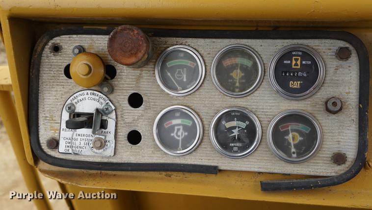 image for item DD7723 1977 Caterpillar 627B conventional scraper