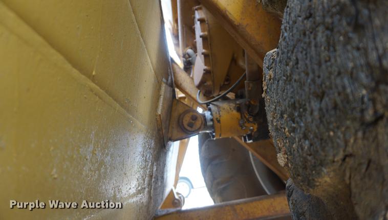 image for item DD7723 1977 Caterpillar 627B conventional scraper