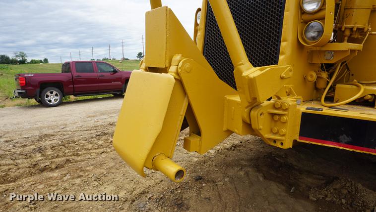 image for item DD7723 1977 Caterpillar 627B conventional scraper
