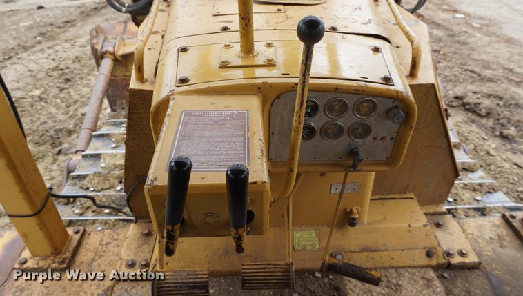 image for item DD7724 1977 Caterpillar D8K dozer