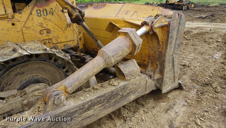 image for item DD7724 1977 Caterpillar D8K dozer