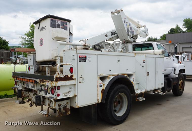image for item DD7728 1999 GMC C7500 bucket truck