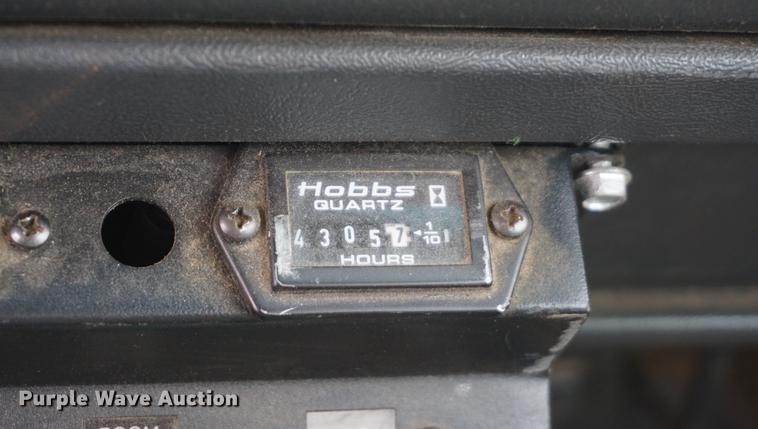 image for item DD7728 1999 GMC C7500 bucket truck