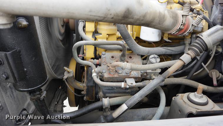 image for item DD7728 1999 GMC C7500 bucket truck