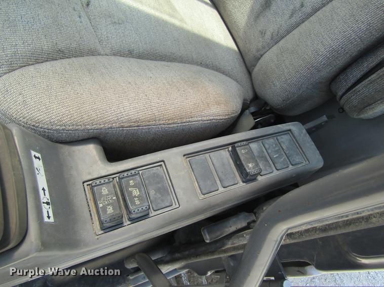 image for item DD8508 2006 Hitachi ZX270LC-3 excavator