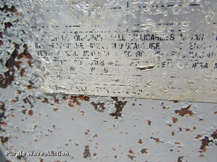 image for item DD8510 2002 American equipment trailer