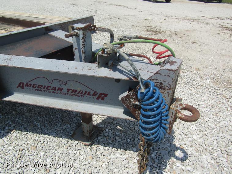 image for item DD8510 2002 American equipment trailer
