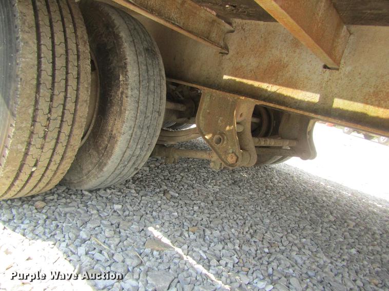 image for item DD8510 2002 American equipment trailer
