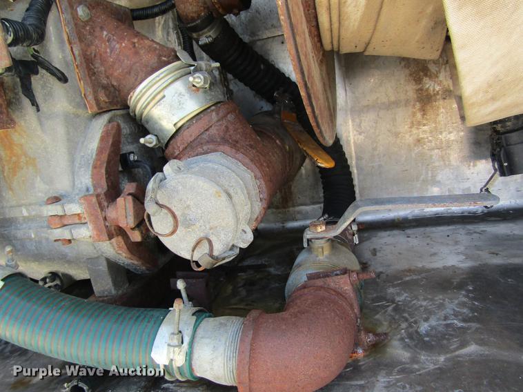 image for item DD8558 1986 GMC General tank truck