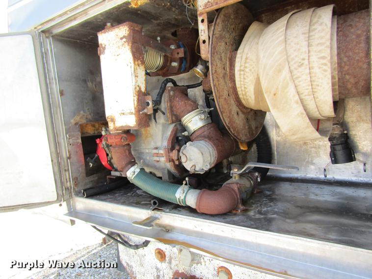 image for item DD8558 1986 GMC General tank truck