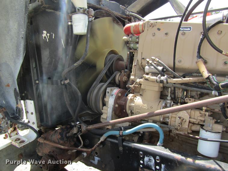 image for item DD8558 1986 GMC General tank truck