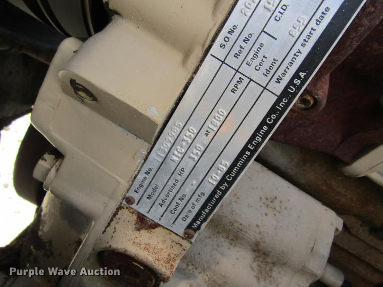 image for item DD8558 1986 GMC General tank truck