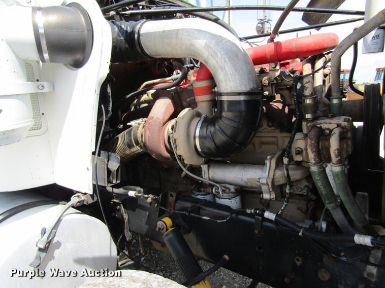 image for item DD8558 1986 GMC General tank truck