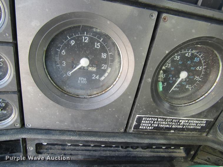 image for item DD8558 1986 GMC General tank truck