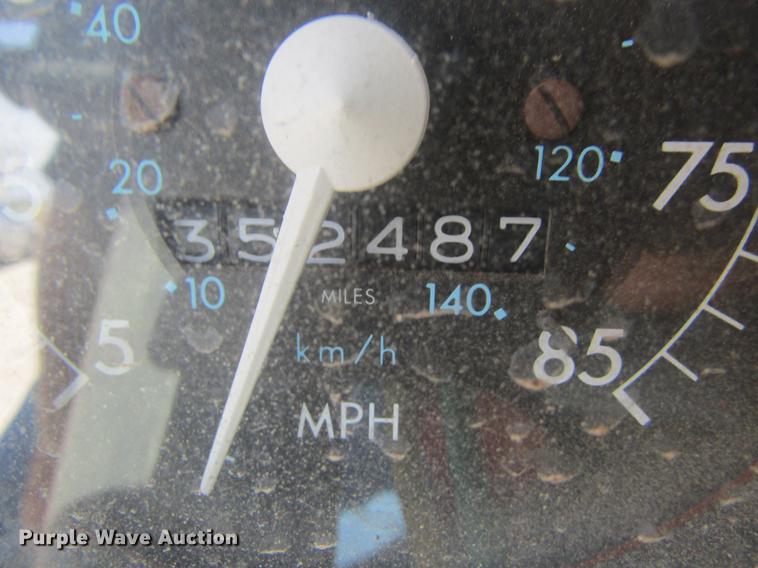 image for item DD8558 1986 GMC General tank truck