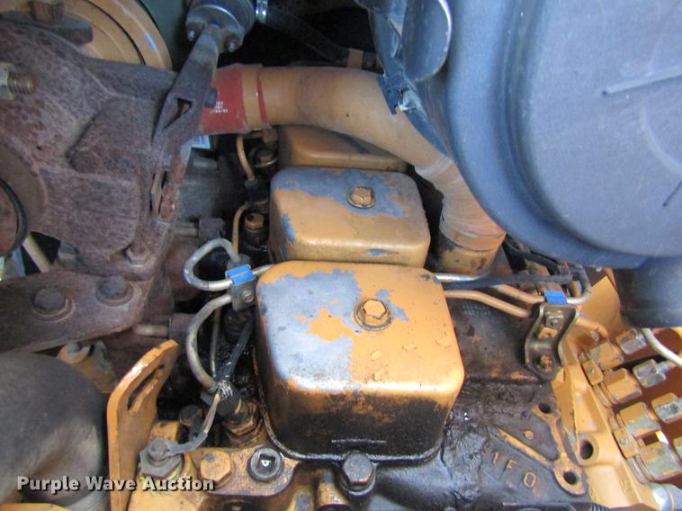 image for item DD8561 2001 Case 90XT skid steer