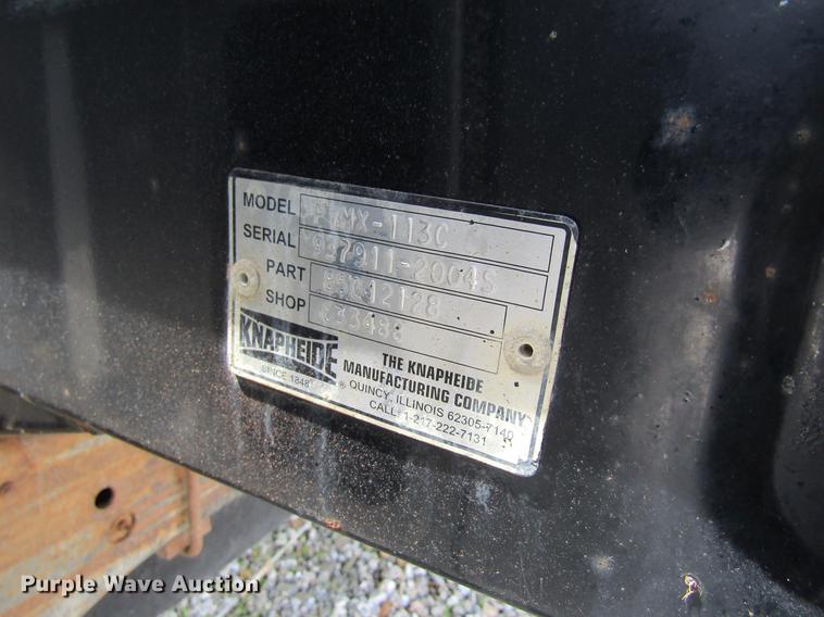 image for item DD8562 2005 Chevrolet Silverado 3500 flatbed pickup truck