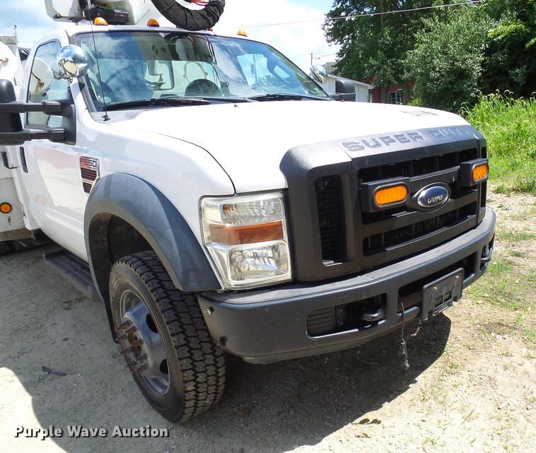image for item DD8572 2008 Ford F550 Super Duty bucket truck
