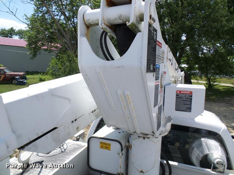image for item DD8572 2008 Ford F550 Super Duty bucket truck