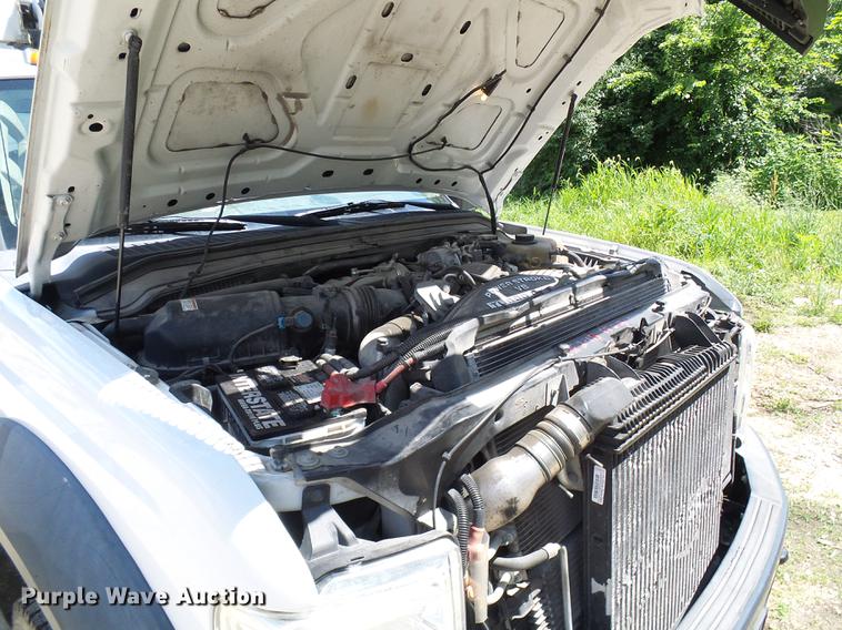 image for item DD8572 2008 Ford F550 Super Duty bucket truck