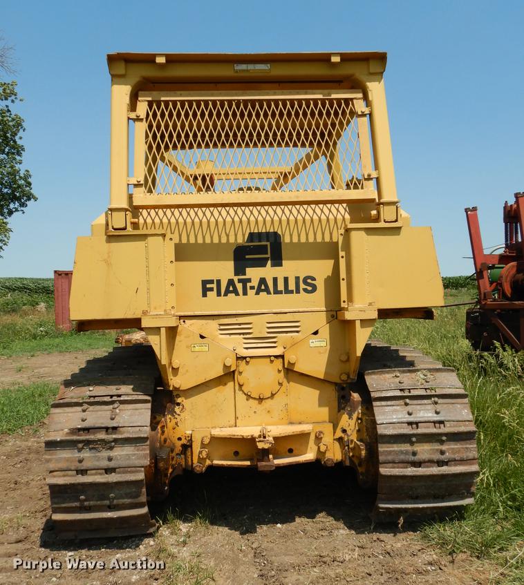 image for item DE1765 1981 Fiat-Allis 16B dozer