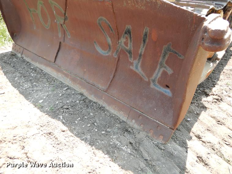 image for item DE1765 1981 Fiat-Allis 16B dozer