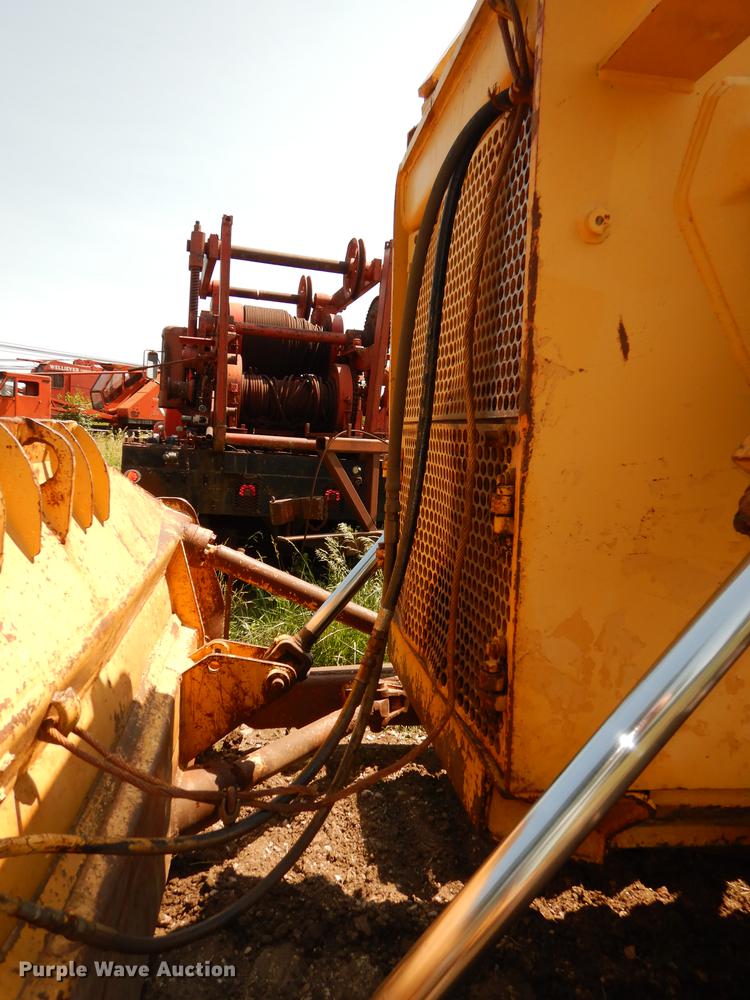 image for item DE1765 1981 Fiat-Allis 16B dozer