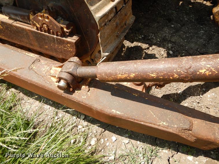 image for item DE1765 1981 Fiat-Allis 16B dozer