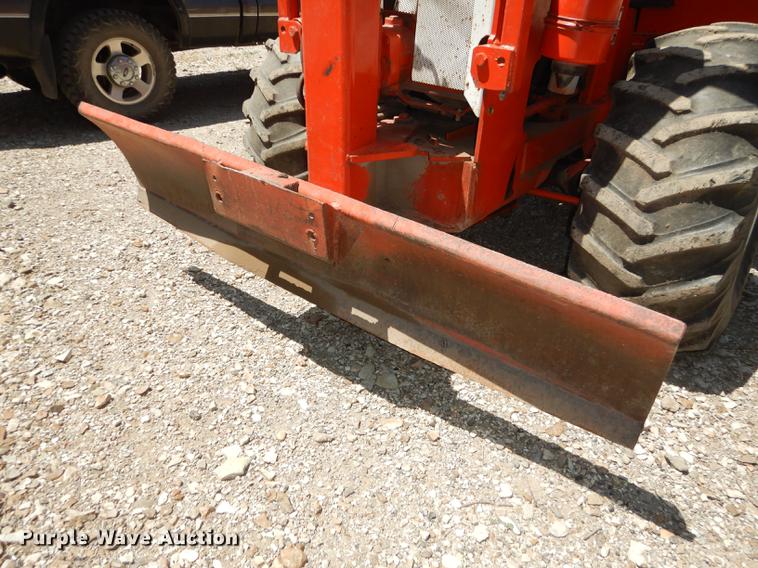 image for item DE1766 Ditch Witch R65 trencher