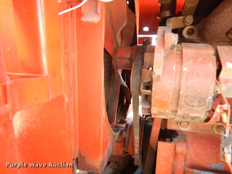 image for item DE1766 Ditch Witch R65 trencher