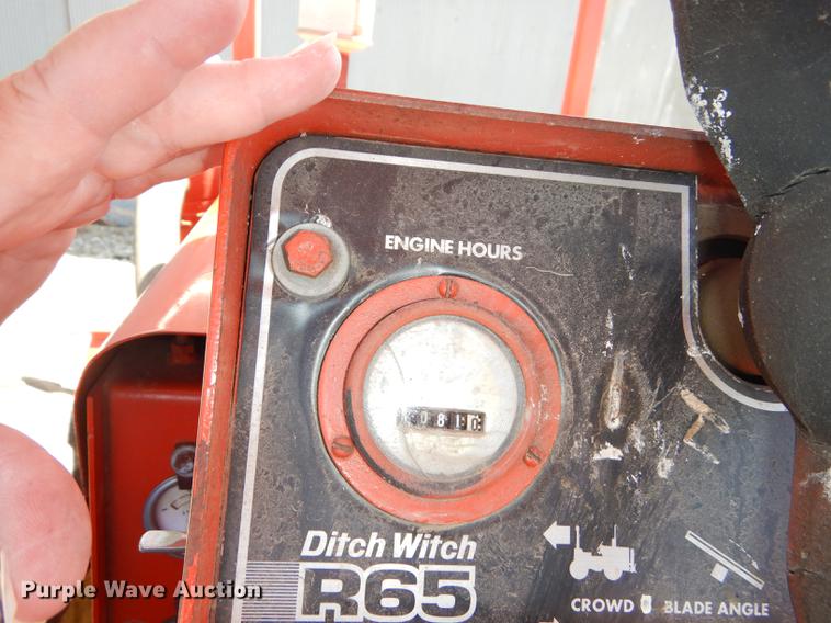 image for item DE1766 Ditch Witch R65 trencher
