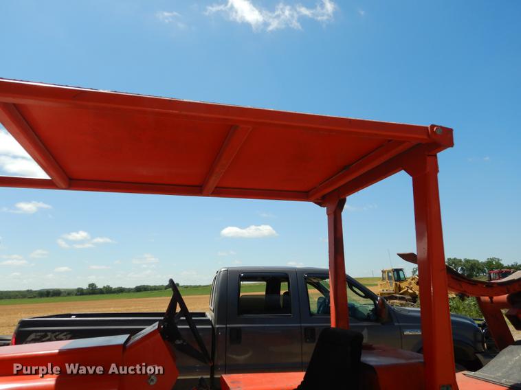 image for item DE1766 Ditch Witch R65 trencher