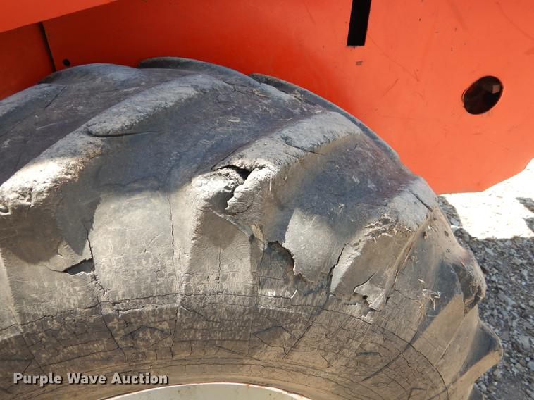 image for item DE1766 Ditch Witch R65 trencher