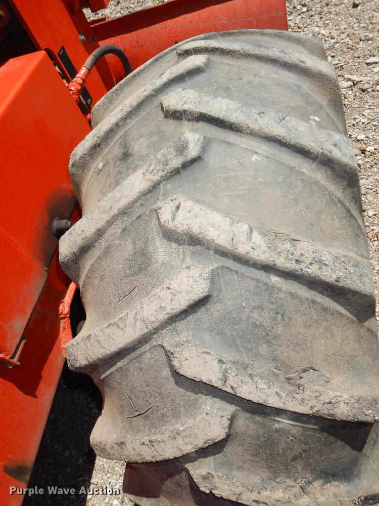 image for item DE1766 Ditch Witch R65 trencher