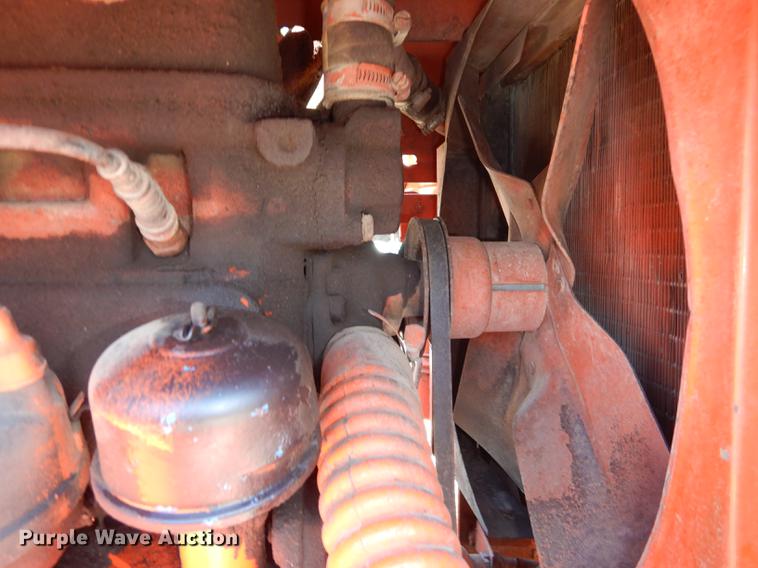 image for item DE1766 Ditch Witch R65 trencher