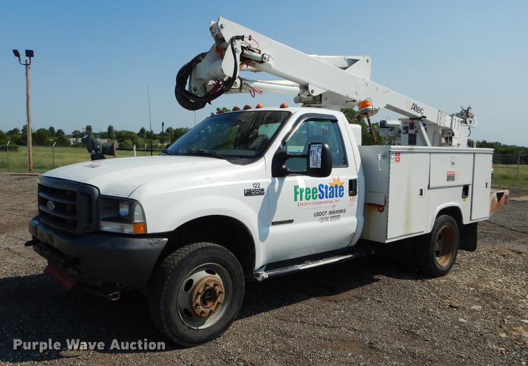 image for item DE1797 2002 Ford F550 Super Duty XL bucket truck
