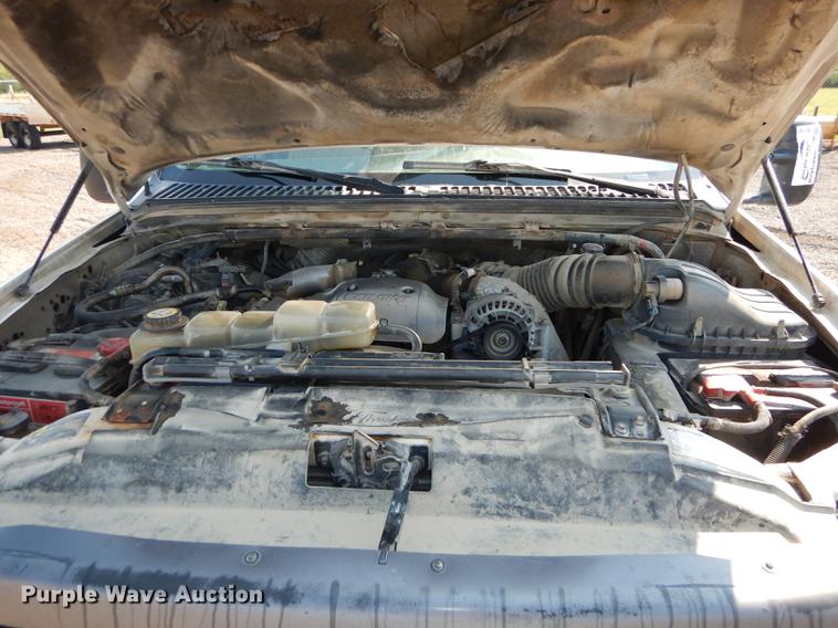 image for item DE1797 2002 Ford F550 Super Duty XL bucket truck