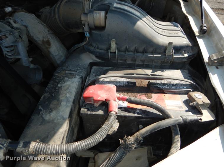 image for item DE1797 2002 Ford F550 Super Duty XL bucket truck