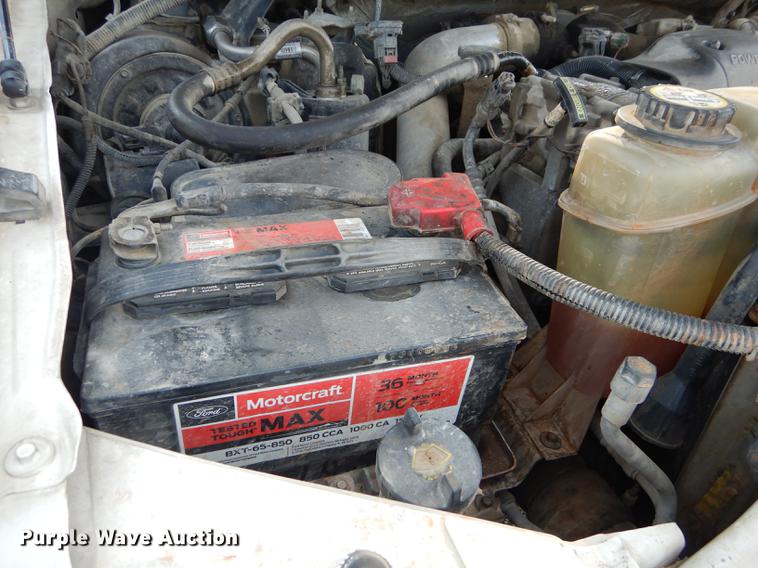 image for item DE1797 2002 Ford F550 Super Duty XL bucket truck