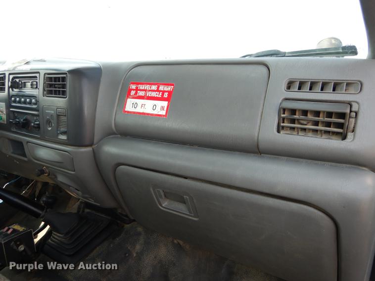 image for item DE1797 2002 Ford F550 Super Duty XL bucket truck