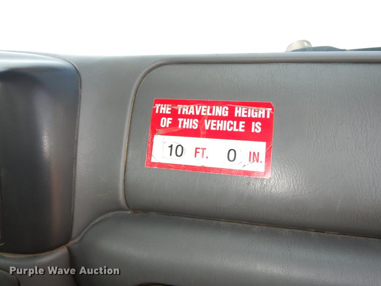 image for item DE1797 2002 Ford F550 Super Duty XL bucket truck