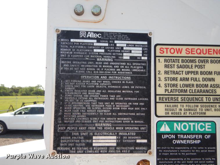 image for item DE1797 2002 Ford F550 Super Duty XL bucket truck