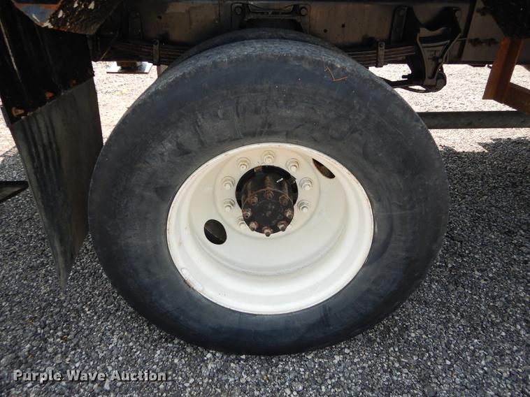 image for item DE1799 2008 Ford F750 Super Duty XL digger derrick truck