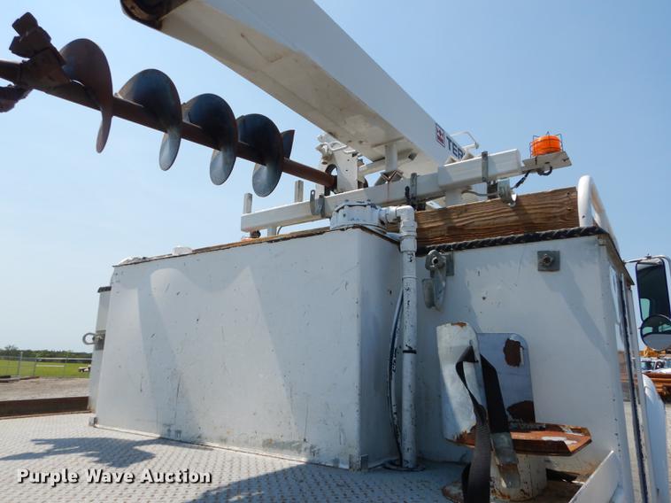 image for item DE1799 2008 Ford F750 Super Duty XL digger derrick truck