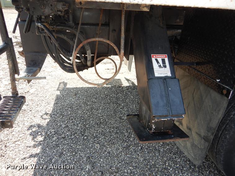 image for item DE1799 2008 Ford F750 Super Duty XL digger derrick truck