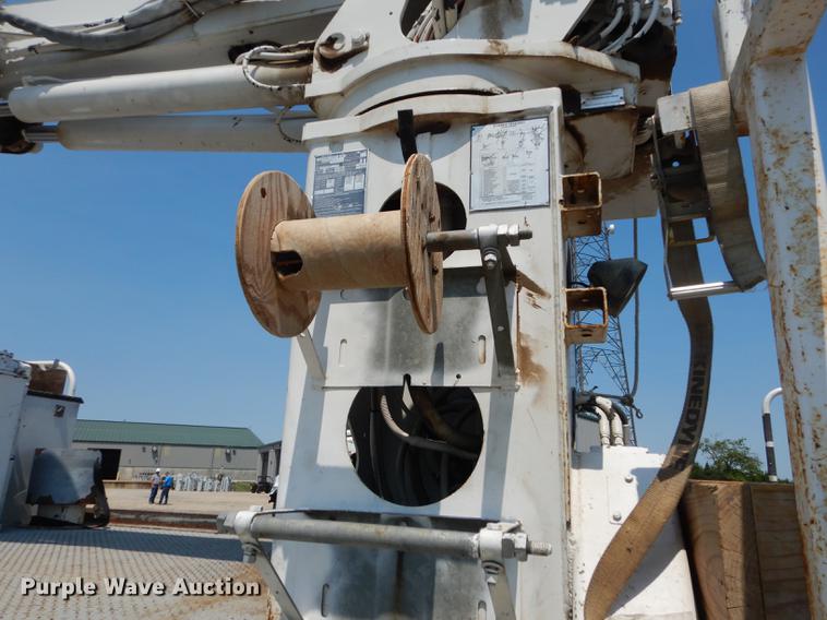 image for item DE1799 2008 Ford F750 Super Duty XL digger derrick truck