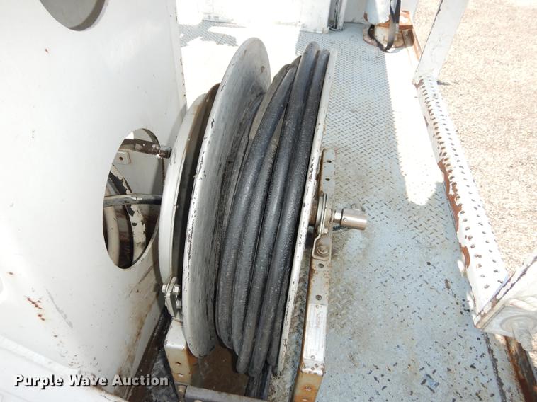 image for item DE1799 2008 Ford F750 Super Duty XL digger derrick truck