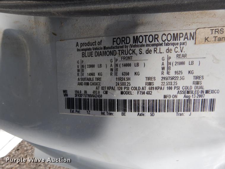 image for item DE1799 2008 Ford F750 Super Duty XL digger derrick truck