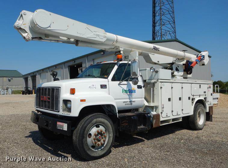 image for item DE1800 1999 GMC C7500 bucket truck